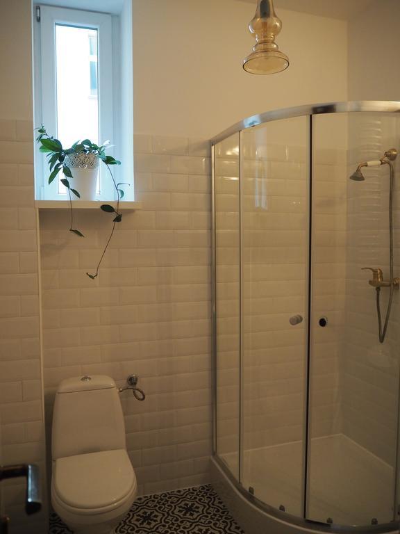 Pokoje Goscinne P.O.W. 17 Łódź Buitenkant foto